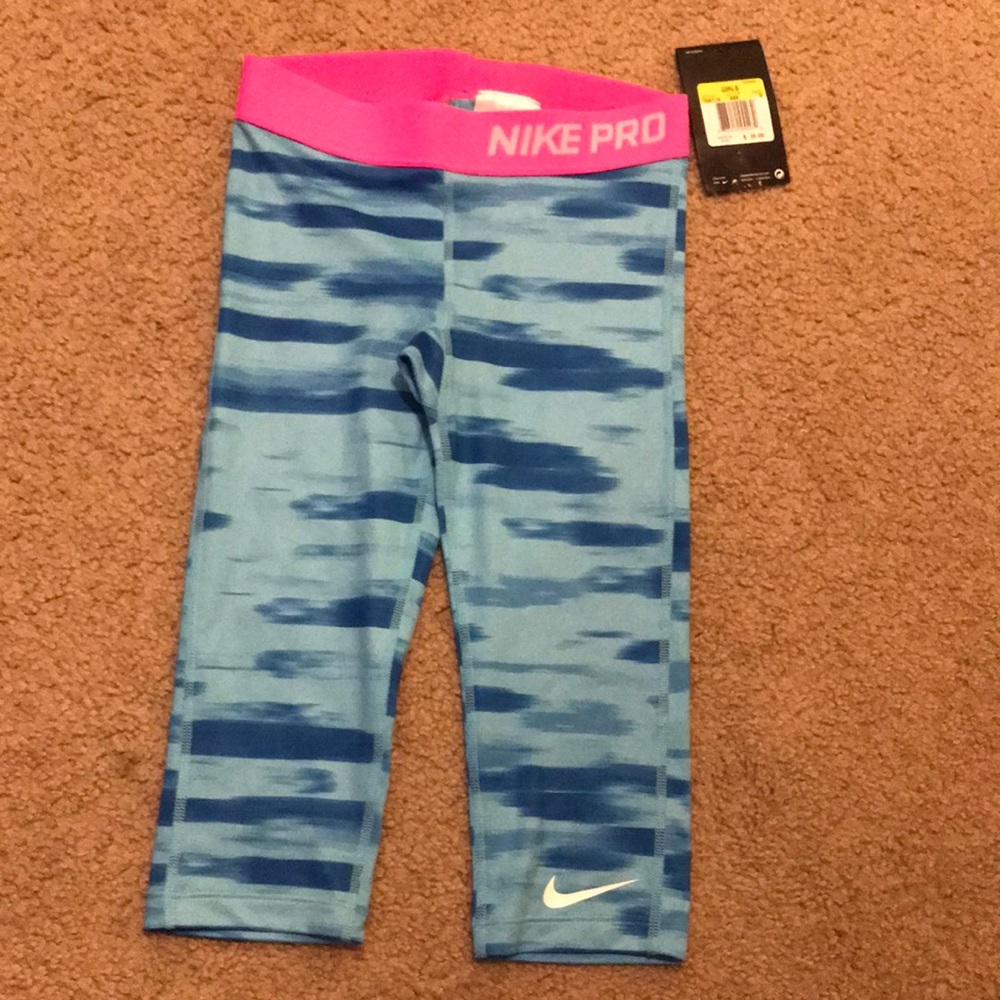 Nike Pro Stay Cool Capri Pants